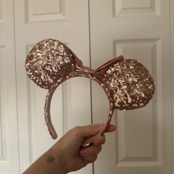 Rose Gold Sequin Minnie Mouse Ears Headband - Picture 2 of 2
